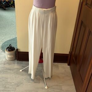 JM Collection dress pants, winter white  off-white  high waisted   Size 4 EUC